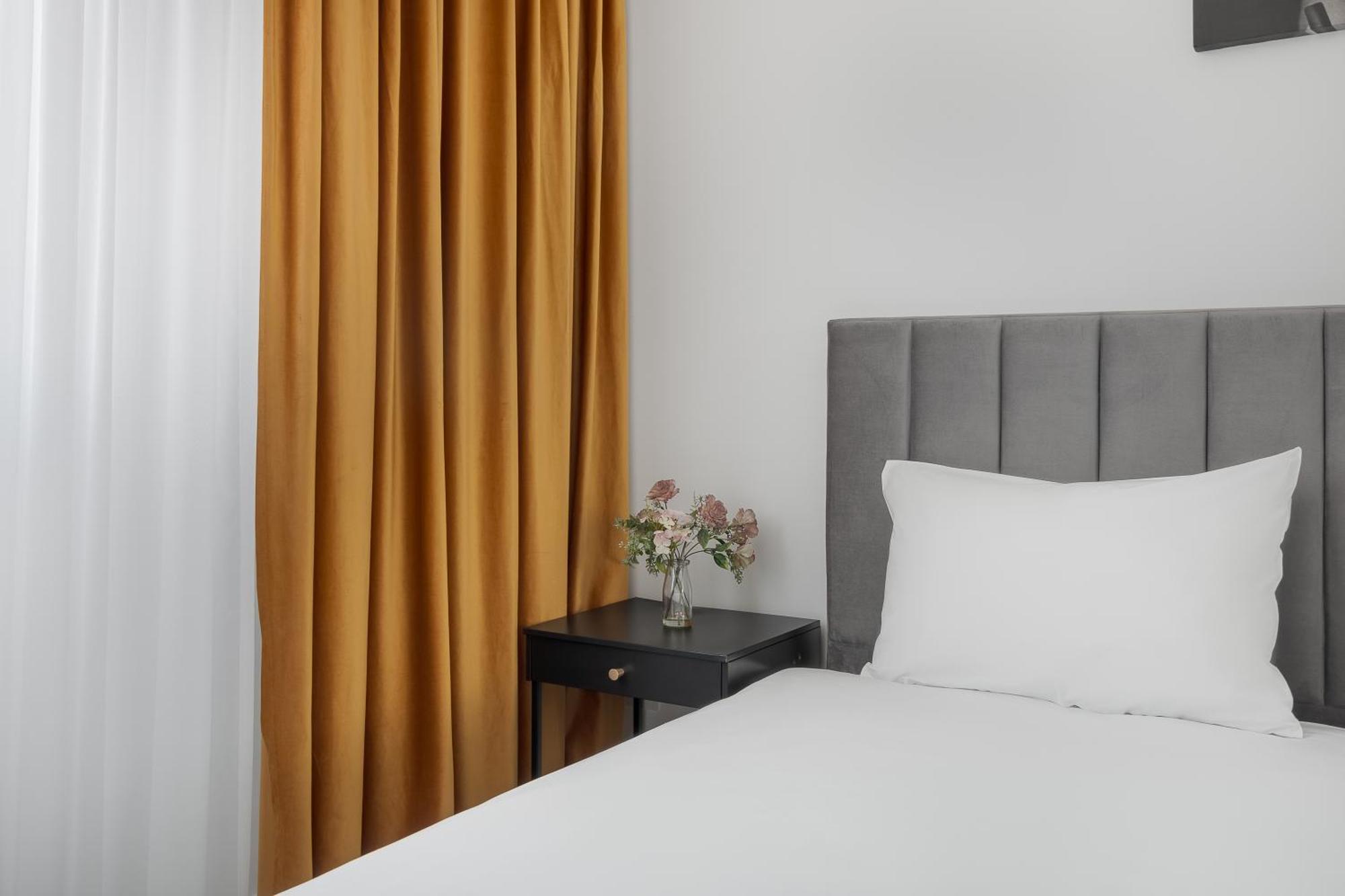 Blanco Apartment Oradea Exterior photo